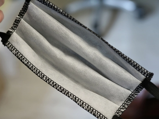 Maski samochodowe, Maski materiałowe. Materiał