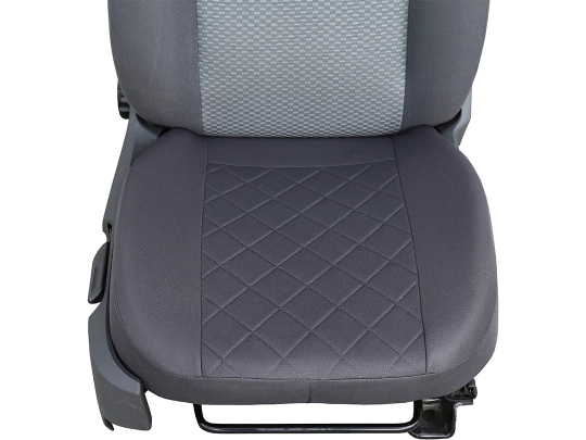 Pokrowce samochodowe, Pokrowce uniwersalne materiałowe.