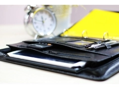 Aktówki samochodowe, Aktówki skórzane.