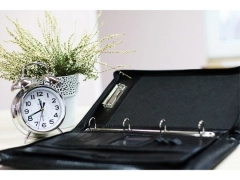 Aktówki samochodowe, Aktówki skórzane.