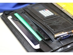 Aktówki samochodowe, Aktówki skórzane.