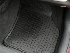 Dywaniki samochodowe, Dywaniki korytkowe, gumowe.