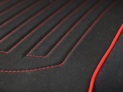 Pokrowce samochodowe, Pokrowce uniwersalne materiałowe, pikowane.