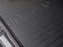 Maty samochodowe, Maty do bagażnika gumowe.