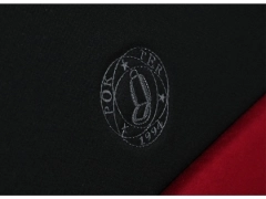 Maty samochodowe, Maty tłoczone alkantara.