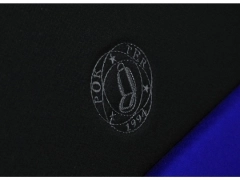 Maty samochodowe, Maty tłoczone alkantara.