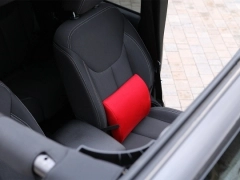 Poduszki samochodowe, Poduszki korygujące alkantara.