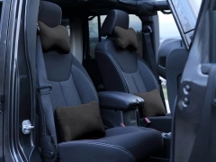 Poduszki samochodowe, Poduszki korygujące alkantara.