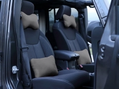 Poduszki samochodowe, Poduszki korygujące alkantara.