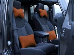 Poduszki samochodowe, Poduszki korygujące alkantara.