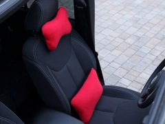 Poduszki samochodowe, Poduszki korygujące alkantara.