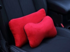Poduszki samochodowe, Poduszki korygujące alkantara w kolorze czerwony,.