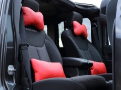 Poduszki samochodowe, Poduszki korygujące skórzane.