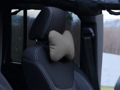 Poduszki samochodowe, Poduszki korygujące skórzane w kolorze szary,.