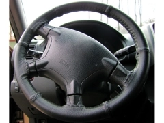 Pokrowce samochodowe, Pokrowce na kierownice skórzane.