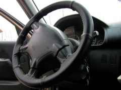 Pokrowce samochodowe, Pokrowce na kierownice skórzane.