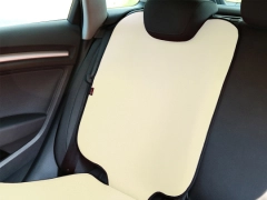 Pokrowce samochodowe, Pokrowce ochronne skórzane w kolorze beżowy,.