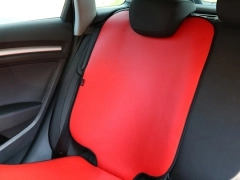 Pokrowce samochodowe, Pokrowce ochronne skórzane w kolorze czerwony,.