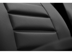 Maty samochodowe, Maty tłoczone skórzane w kolorze czarny,.