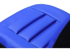 Maty samochodowe, Maty tłoczone skórzane.