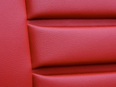 Maty samochodowe, Maty tłoczone skórzane.