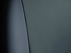 Pokrowce samochodowe do Toyota Corolla Cross Hybrid (2022-...). Pokrowce miarowe skórzane w kolorze czarny, pasują do Toyota Corolla Cross Hybrid (2022-...).