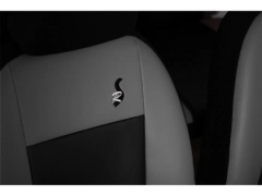 Pokrowce samochodowe do Toyota Corolla Cross Hybrid (2022-...). Pokrowce miarowe skórzane pasują do Toyota Corolla Cross Hybrid (2022-...).