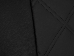 Pokrowce samochodowe do Jeep Grand Cherokee IV WK2 (2010-2016). Pokrowce miarowe skórzane w kolorze K-2 (czarny), pasują do Jeep Grand Cherokee IV WK2 (2010-2016).