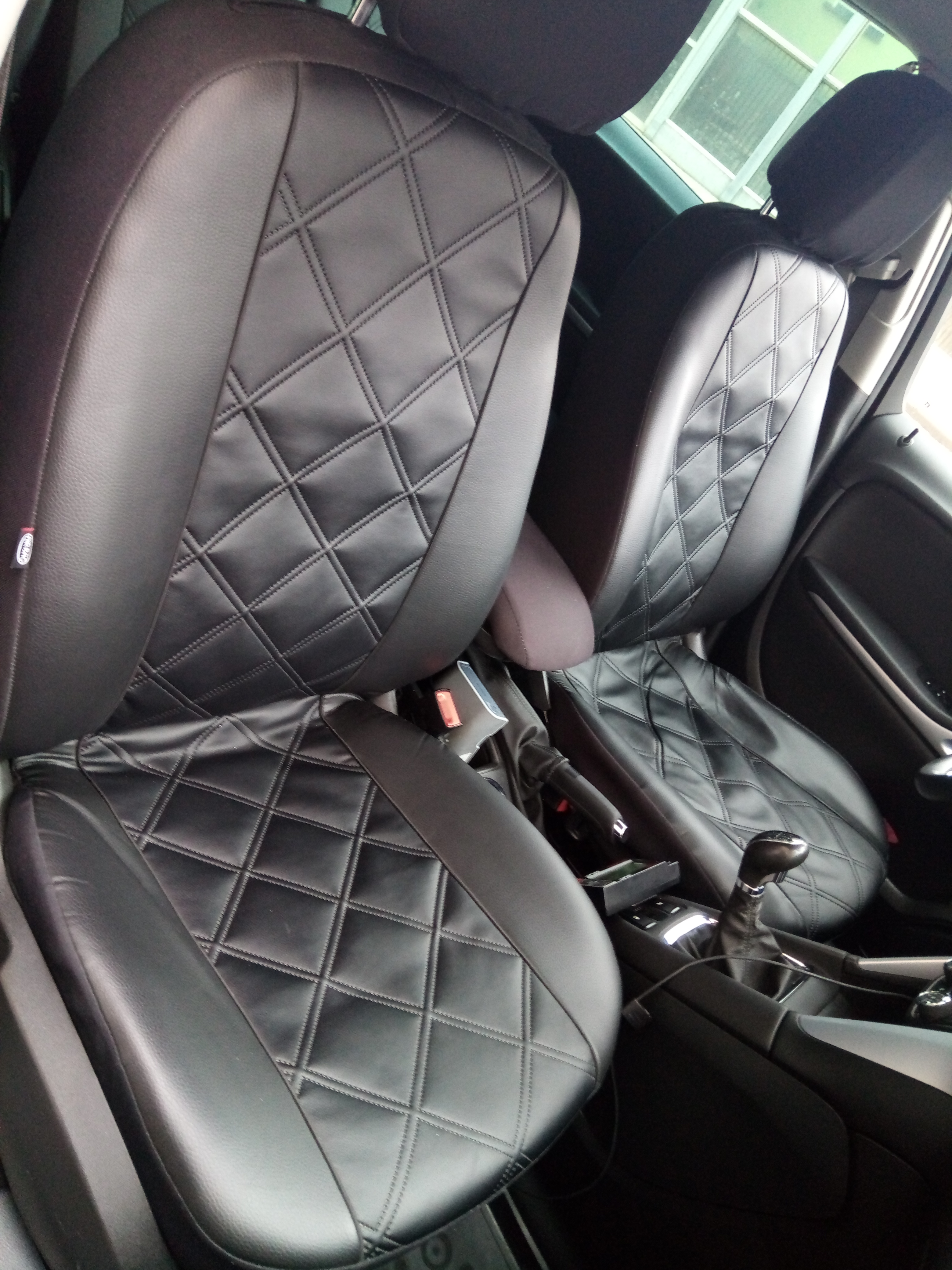 Pokrowce samochodowe Toyota RAV4 IV