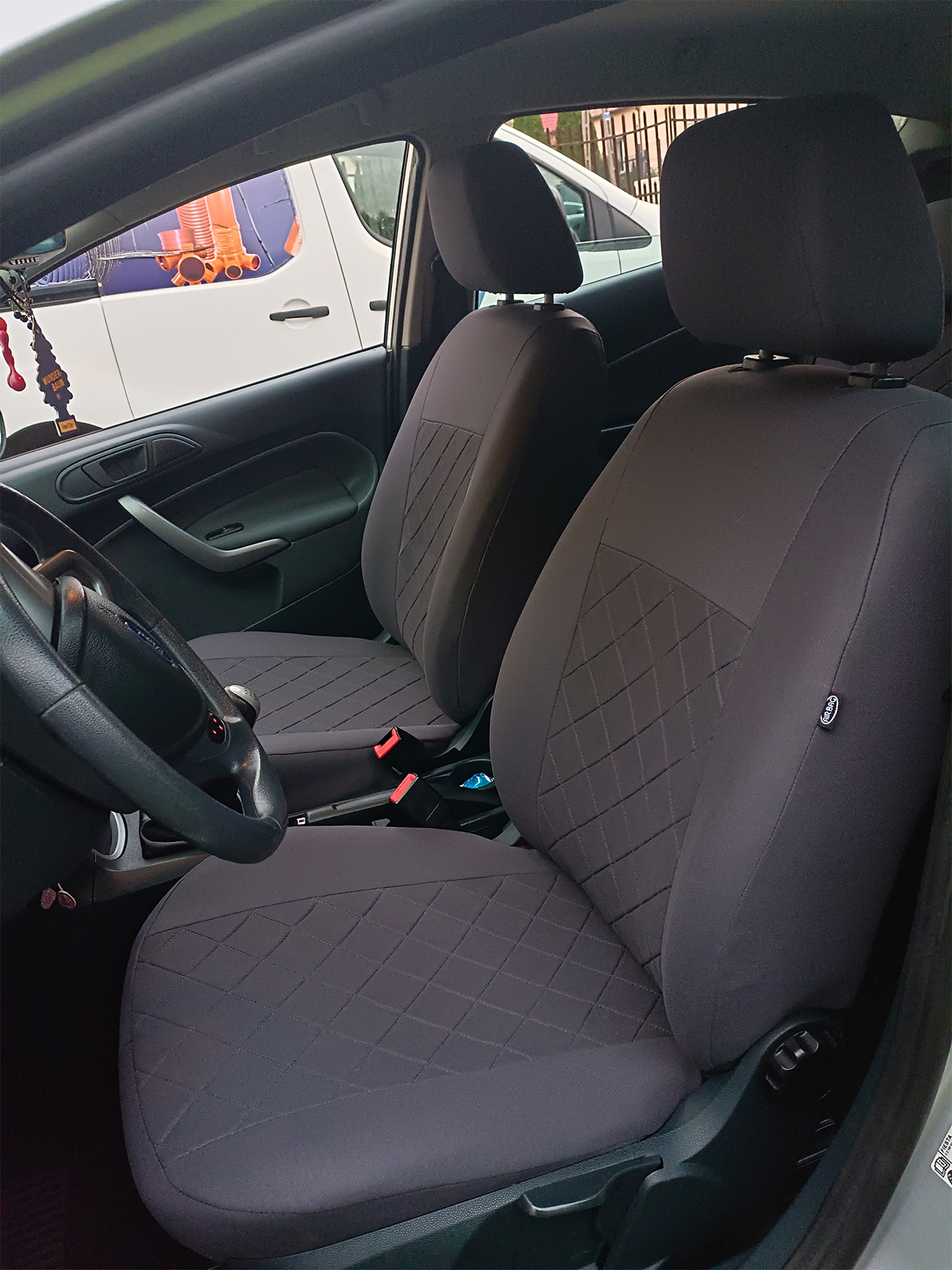 Pokrowce samochodowe Ford Fiesta Mk6