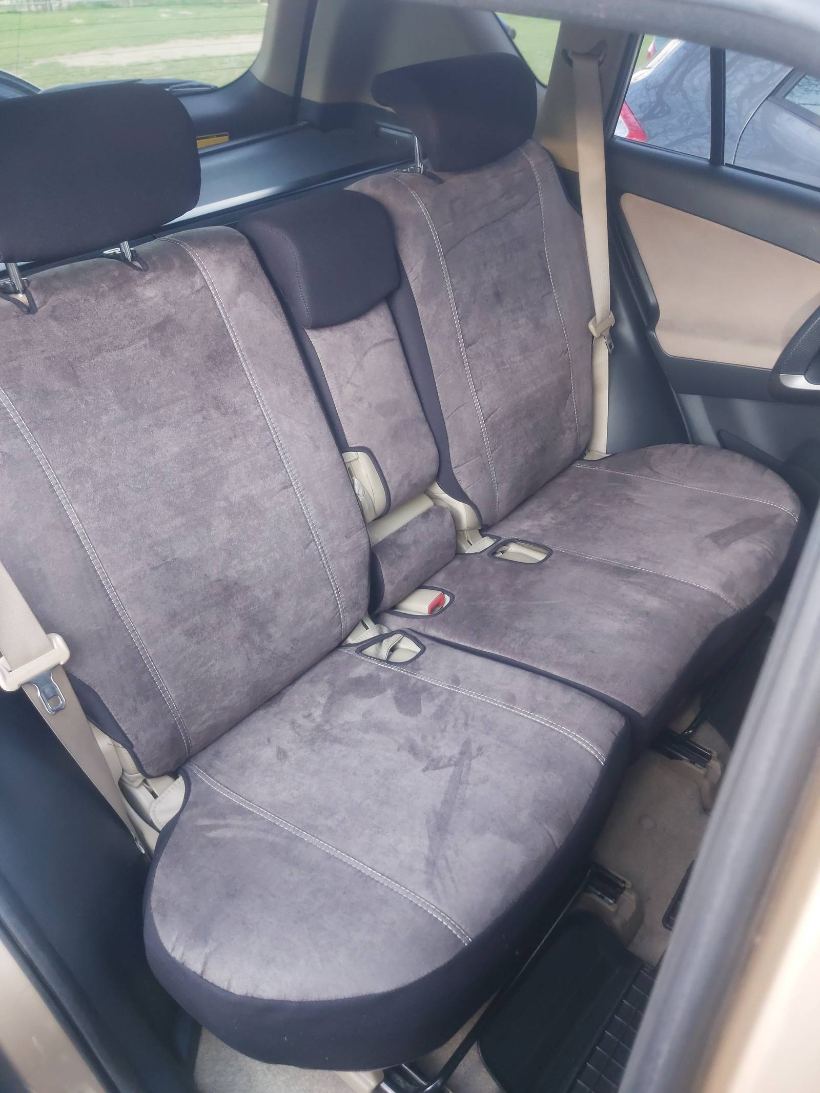 Pokrowce samochodowe Toyota RAV4 IV