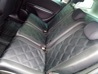 Pokrowce samochodowe Toyota RAV4 IV