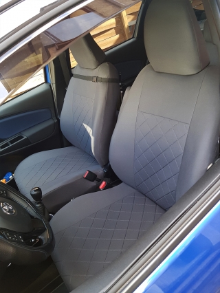 Pokrowce samochodowe Toyota Yaris IV 