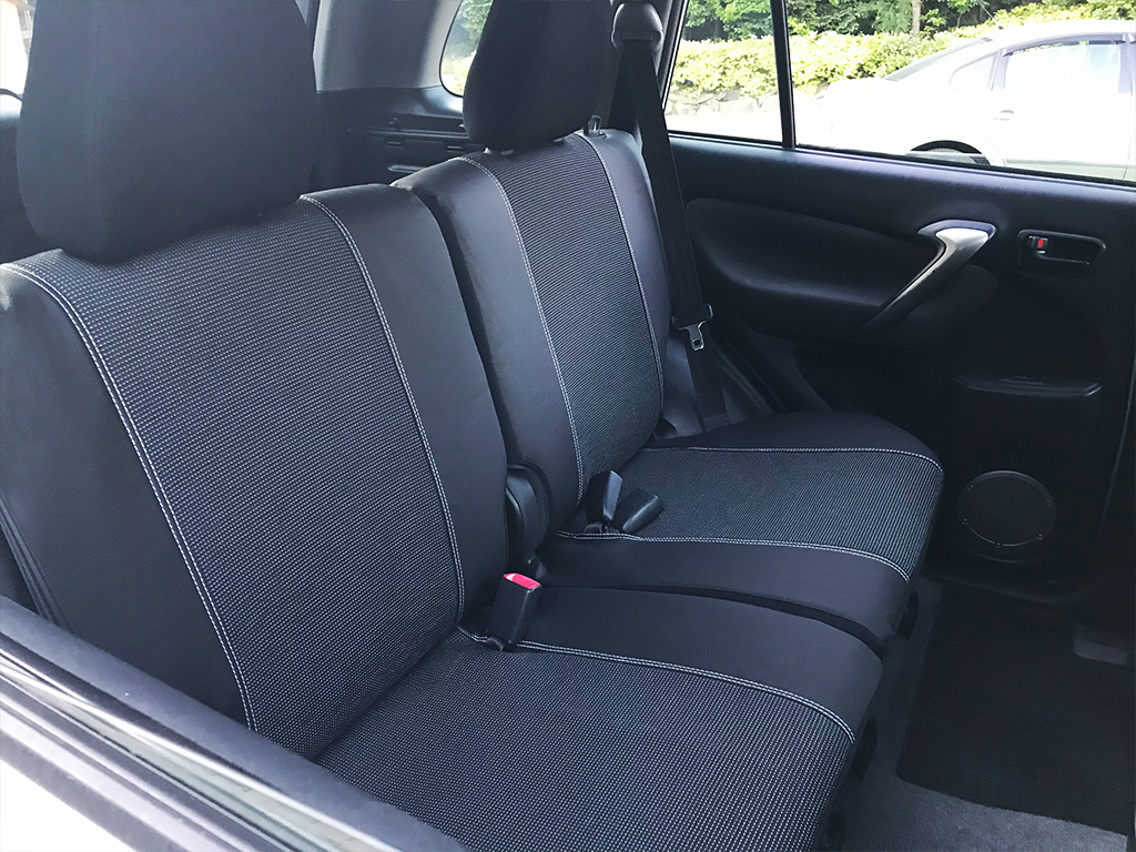 Pokrowce samochodowe Toyota