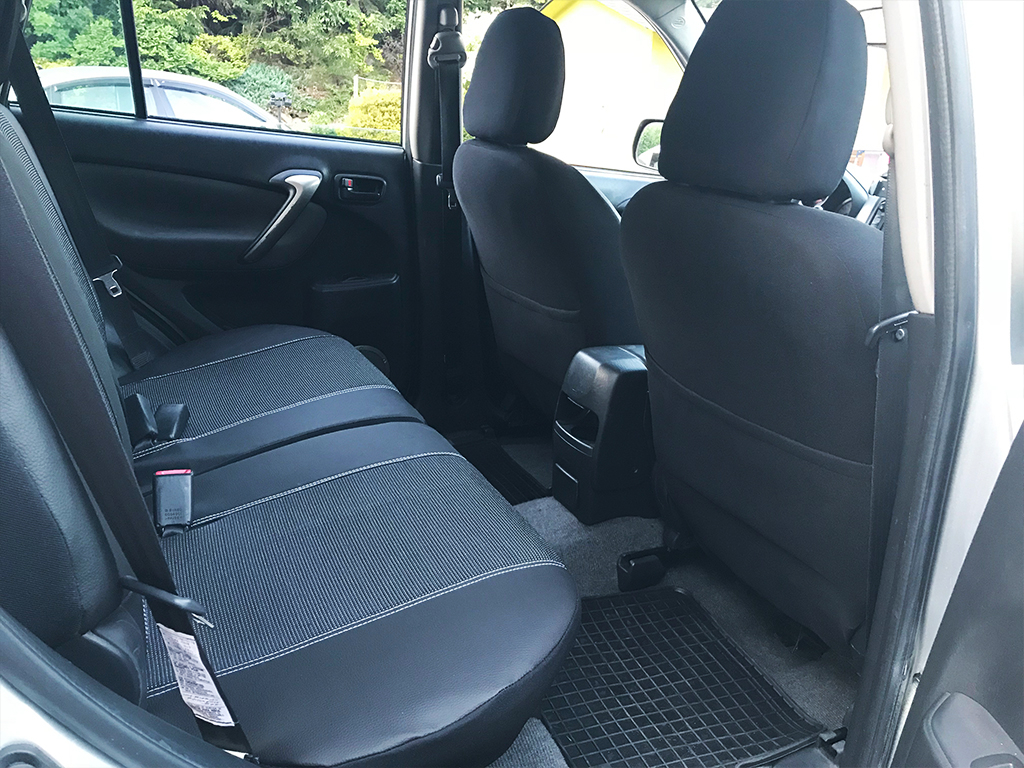 Pokrowce samochodowe Toyota